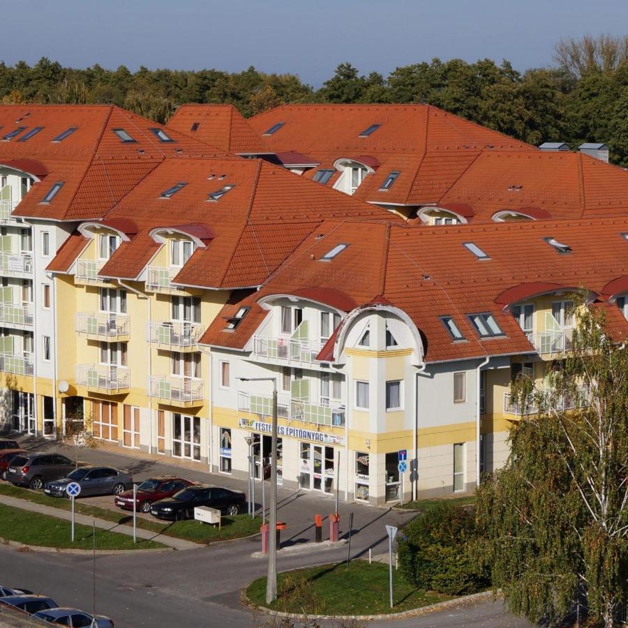 Tip Top Wellness Apartman Залакарош Екстер'єр фото